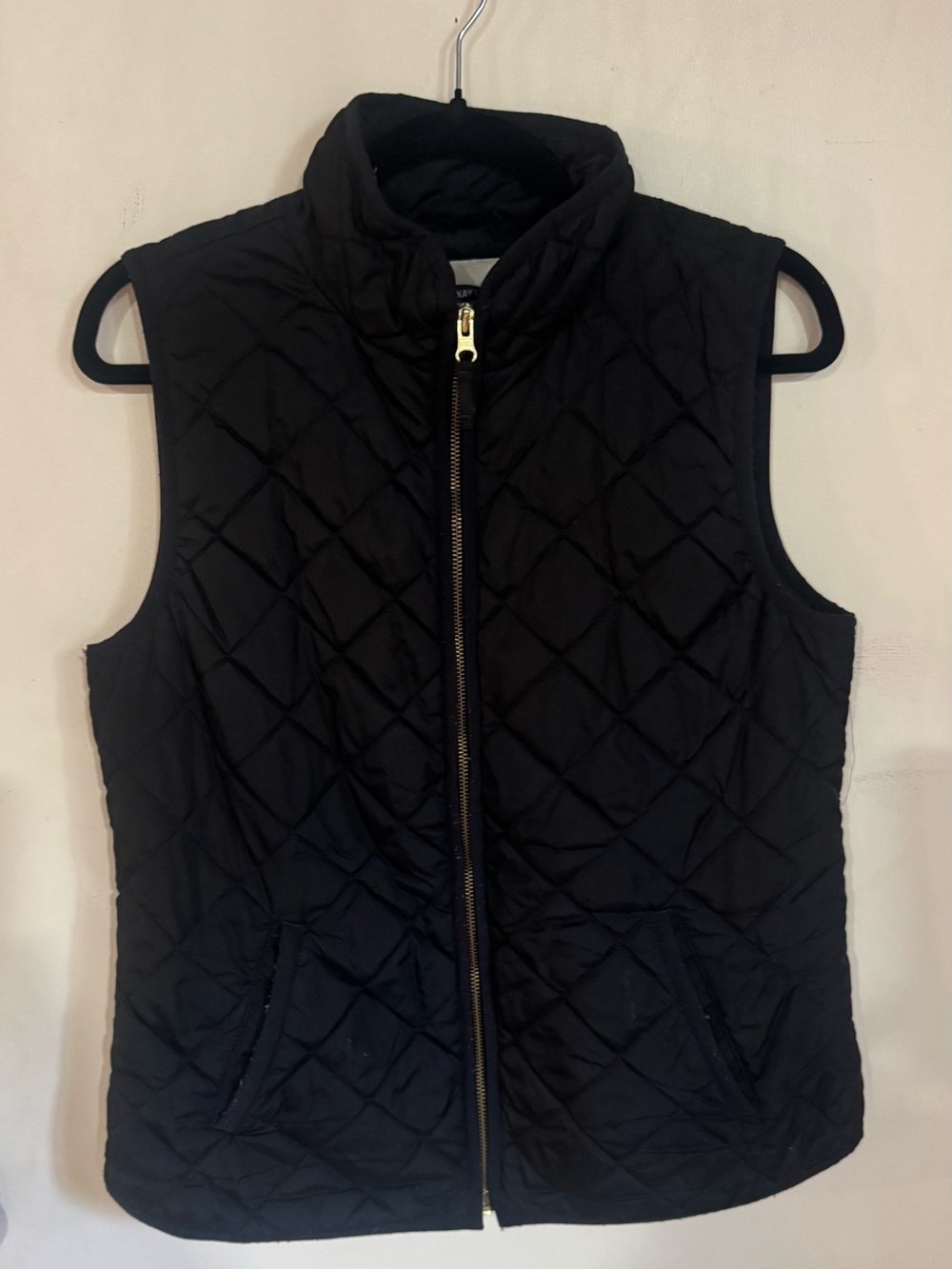 Old Navy Black Quilted Puffer Vest Full Zip Women’s Size Medium